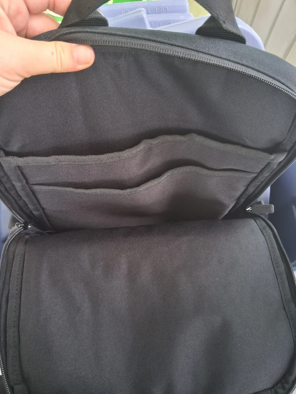 Nestpax Black Men’s Backpack